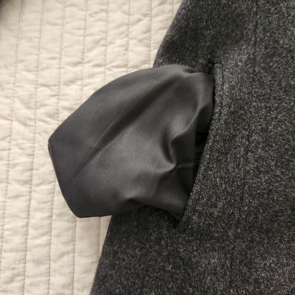 Women's Vintage Wool Blend Pea coat - Picture 11 of 12